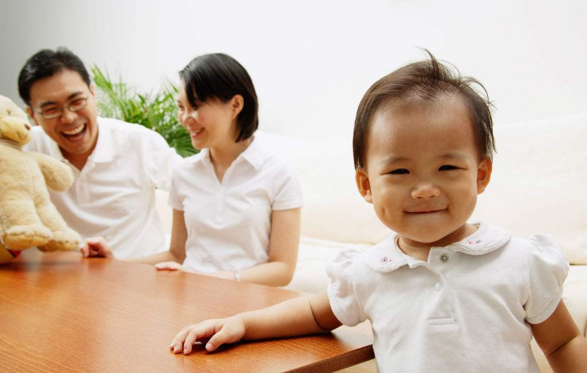 夫妻之間因為孩子產生矛盾聽誰的比較好 ?育兒過程產生矛盾解決方法 夫妻之間因為孩子產生矛盾聽誰的比較好 ?育兒過程產生矛盾解決方法