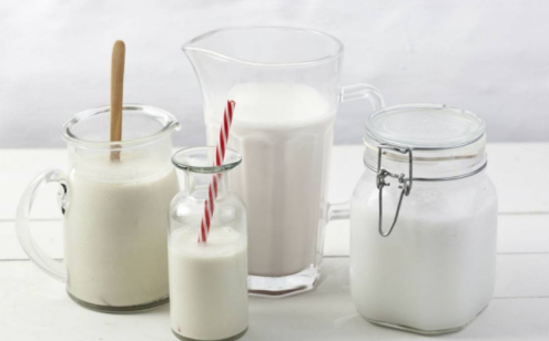 寶寶幾歲可以喝牛奶   寶寶牛奶選擇建議