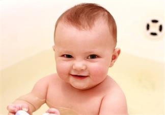 特別想念孩子的句子 想念遠(yuǎn)方女兒的說說歐朋友圈