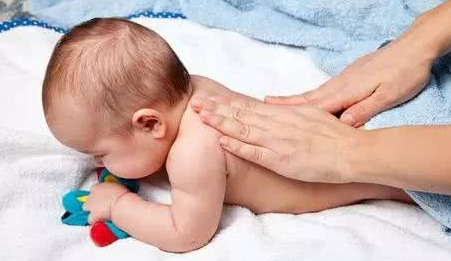 寶寶8個(gè)月流鼻涕怎么辦   治療流鼻涕最有效的方法