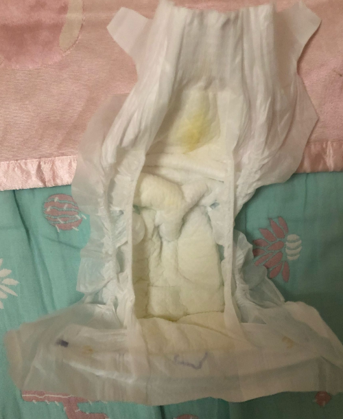 歡心媽咪和花王露安適哪個好 歡心媽咪和花王露安適紙尿褲對比 歡心媽咪和花王露安適哪個好 歡心媽咪和花王露安適紙尿褲對比