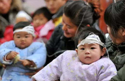 孩子感冒什么時候吃退燒藥  孩子感冒吃退燒藥時間