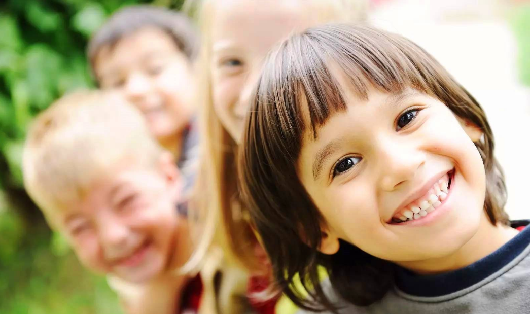 給孩子拍照片說說 孩子拍照片心情感慨