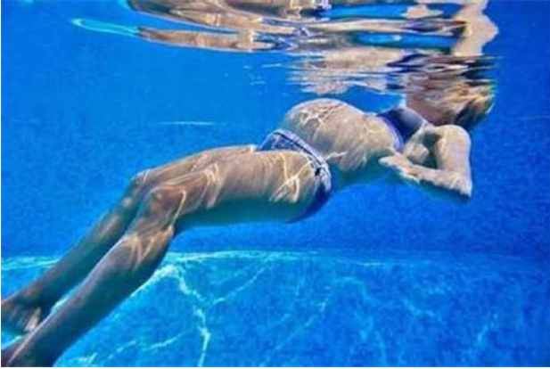 水中分娩好不好 水中分娩是怎么操作的