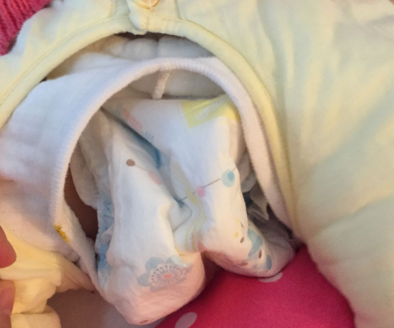 韓國(guó)樂比贊和尤妮佳紙尿褲哪個(gè)好 韓國(guó)樂比贊紙尿褲對(duì)比測(cè)評(píng) 韓國(guó)樂比贊和尤妮佳紙尿褲哪個(gè)好 韓國(guó)樂比贊紙尿褲對(duì)比測(cè)評(píng)