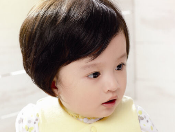 霜降后寶寶睡覺穿什么好 秋天寶寶睡覺要用睡袋嗎