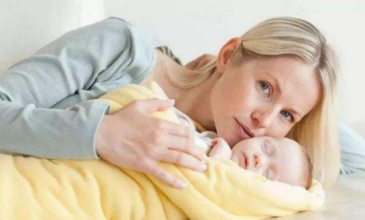 寶寶多大斷夜奶好   寶寶斷夜奶時間介紹