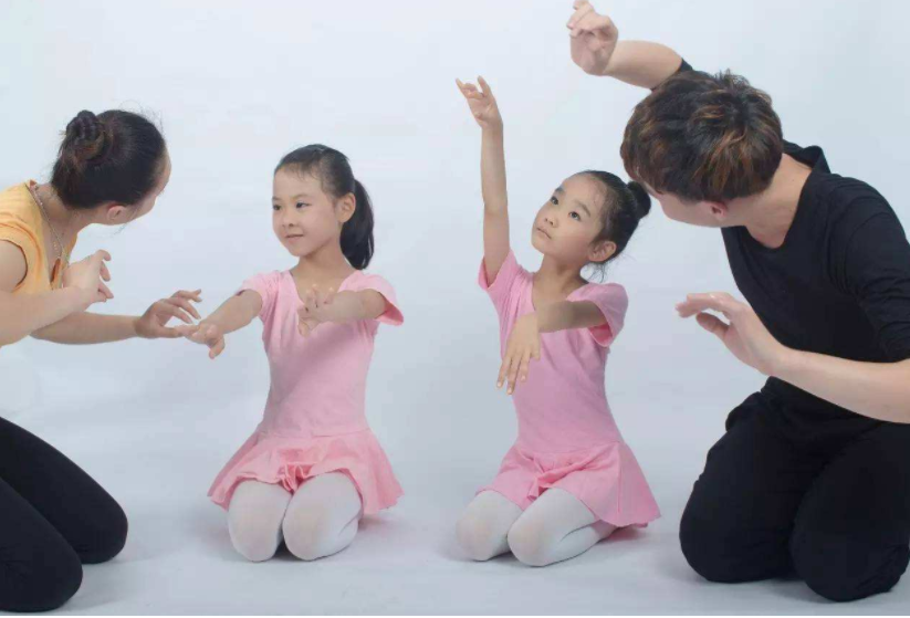孩子幾歲學舞蹈好 學舞蹈的注意事項