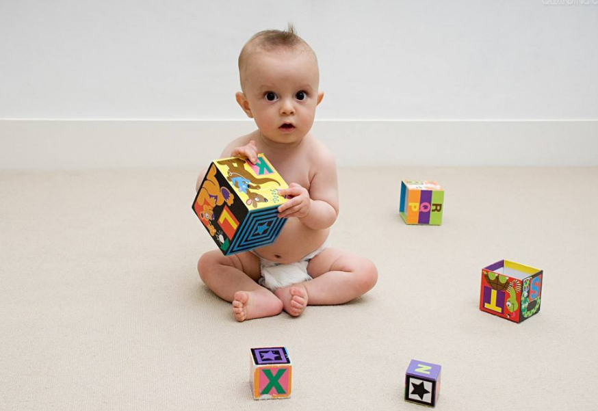 用什么方法培養(yǎng)發(fā)展孩子的智力 孩子智力發(fā)展訓(xùn)練方法