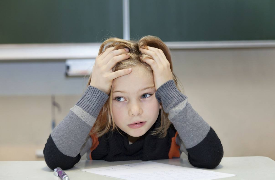 家長如何緩解孩子緊張的情緒 孩子受到驚嚇緊張怎么安撫