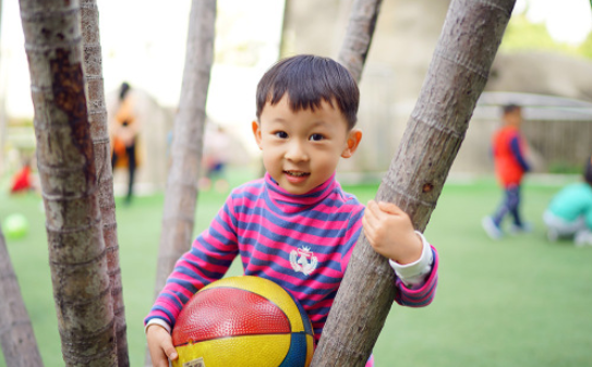 寶寶多久洗一次澡合適  寶寶洗澡周期介紹