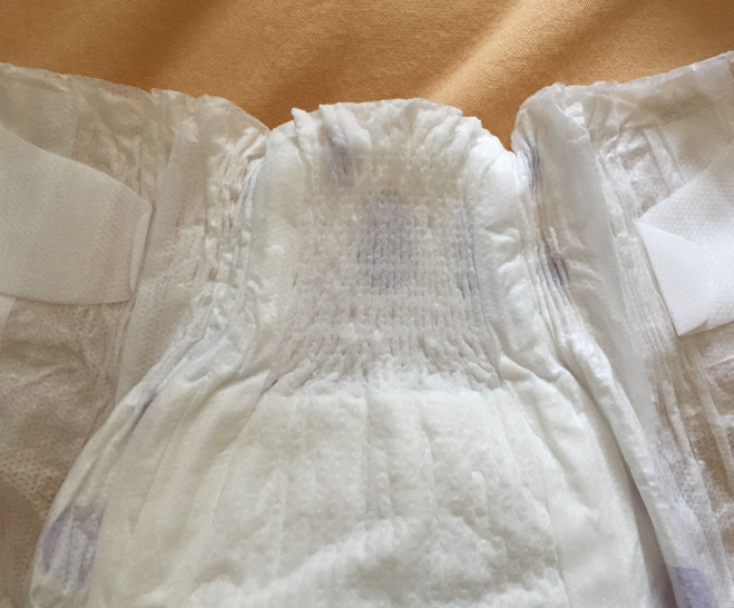 潘式紙尿褲和雀氏哪個(gè)好 潘式紙尿褲和雀氏紙尿褲對比測評