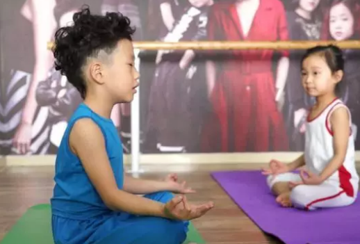 2018年10月26號行房受孕生男生女 農歷九月十八懷孕生男孩還是女孩 2018年10月26號行房受孕生男生女 農歷九月十八懷孕生男孩還是女孩