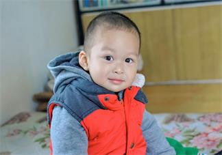 姓梁的男孩古風名字怎么起 姓梁的男孩名字屬狗起什么名字好