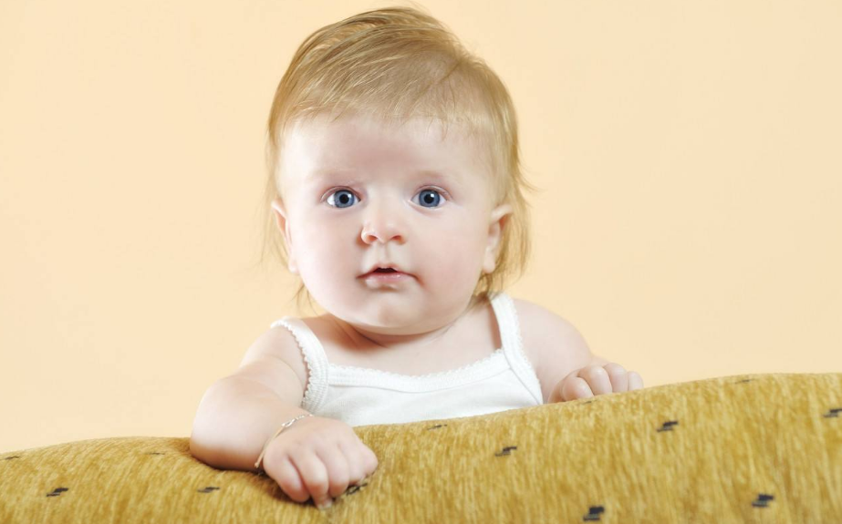 孩子頭發稀少是什么情況 有什么辦法可以讓孩子頭發變多嗎 孩子頭發稀少是什么情況 有什么辦法可以讓孩子頭發變多嗎