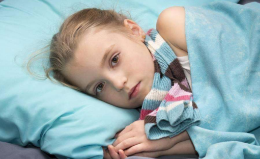 寶寶冬天可以穿保暖內(nèi)衣嗎 穿保暖內(nèi)衣有好處嗎 寶寶冬天可以穿保暖內(nèi)衣嗎 穿保暖內(nèi)衣有好處嗎