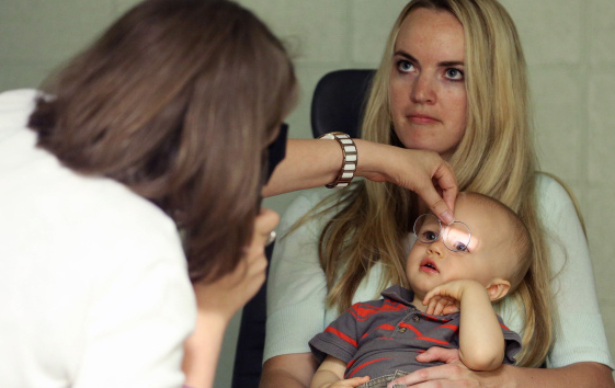 寶寶視力發育遲緩怎么辦  視力發育遲緩鍛煉方法