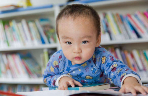 怎么給孩子讀英文繪本    英文繪本親子閱讀方法