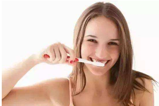 懷孕期間不刷牙可能會(huì)導(dǎo)致早產(chǎn)是真的嗎 懷孕期間應(yīng)該怎么護(hù)牙 懷孕期間不刷牙可能會(huì)導(dǎo)致早產(chǎn)是真的嗎 懷孕期間應(yīng)該怎么護(hù)牙