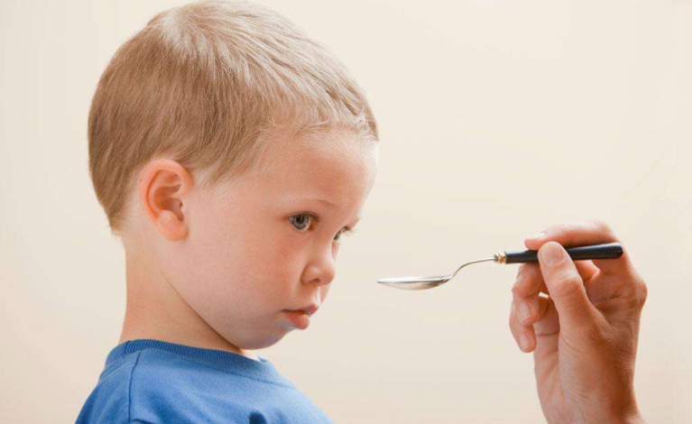 幼兒在什么情況下可以用氨溴索 兒童用藥注意事項