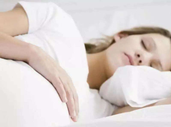 孕婦打鼾嚴(yán)重怎么辦 孕婦打呼嚕對胎兒有什么影響
