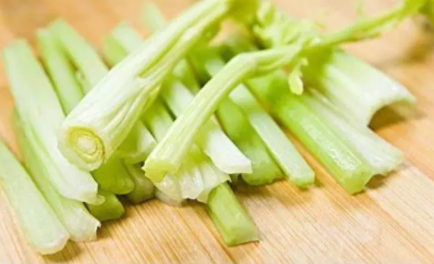 孕期水腫吃什么好   孕期水腫食譜推薦