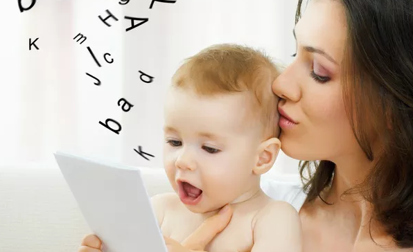 寶寶經(jīng)常抓耳朵怎么辦  寶寶抓耳朵的原因