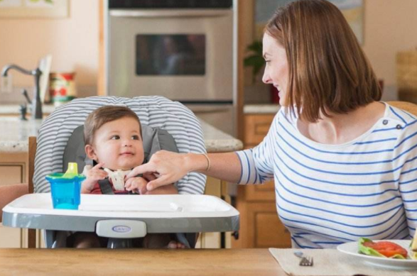 寶寶餐椅有必要買嗎 寶寶餐椅作用介紹 寶寶餐椅有必要買嗎 寶寶餐椅作用介紹