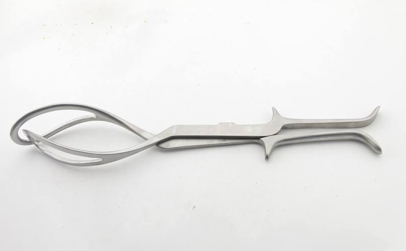 使用助產(chǎn)鉗的有哪些危害 助產(chǎn)鉗是怎么操作的 使用助產(chǎn)鉗的有哪些危害 助產(chǎn)鉗是怎么操作的