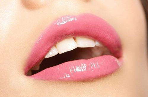 為什么寶寶口唇會(huì)發(fā)紫 寶寶嘴唇發(fā)紫怎么處理