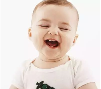 寶寶乳牙縫隙大正常嗎 寶寶門牙縫隙大怎么辦 寶寶乳牙縫隙大正常嗎 寶寶門牙縫隙大怎么辦