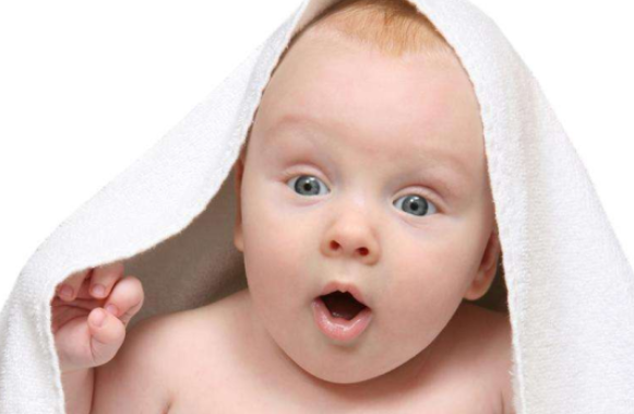 寶寶午睡要脫外套嗎  寶寶午睡保暖方法