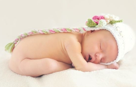 寶寶午睡最佳時(shí)間介紹  寶寶午睡多久好