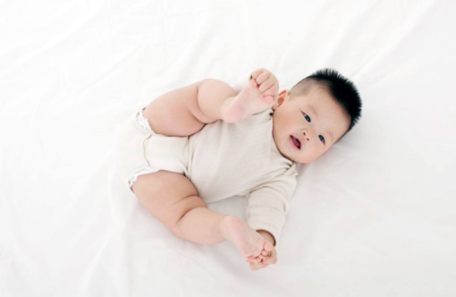 寶寶喜歡夾腿是怎么回事 寶寶喜歡夾腿治療方法 寶寶喜歡夾腿是怎么回事 寶寶喜歡夾腿治療方法