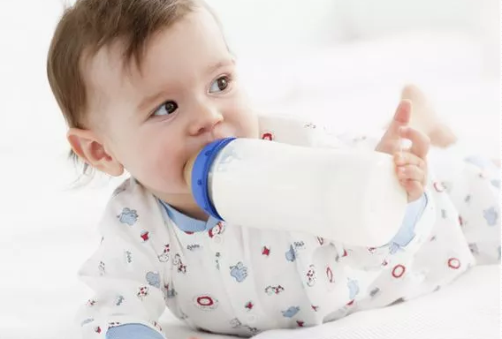 寶寶爬行有什么好處   寶寶爬行好處介紹