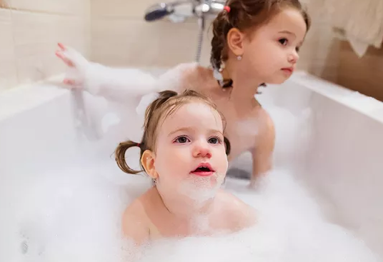 冬天怎么給寶寶洗澡好  寶寶冬天洗澡方法