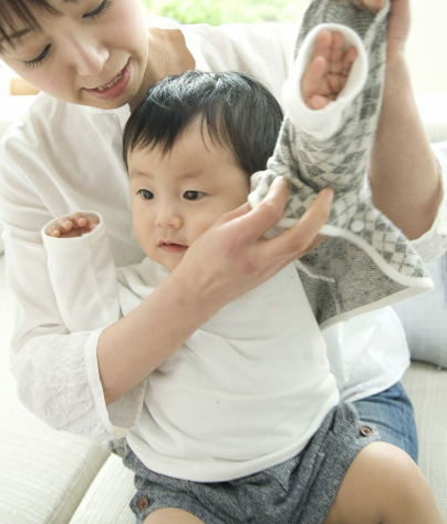 寶寶冬天穿什么 少穿一件最合適