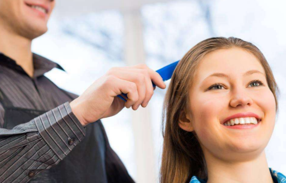 產(chǎn)后脫發(fā)會(huì)持續(xù)多久 產(chǎn)后脫發(fā)持續(xù)時(shí)間介紹 產(chǎn)后脫發(fā)會(huì)持續(xù)多久 產(chǎn)后脫發(fā)持續(xù)時(shí)間介紹