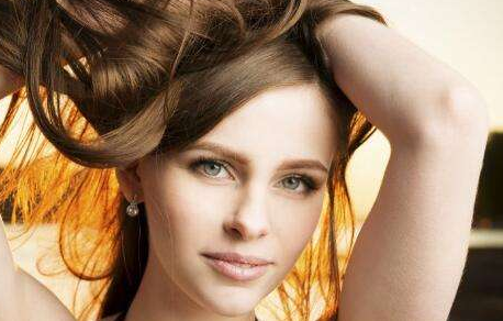 產(chǎn)后脫發(fā)會(huì)持續(xù)多久 產(chǎn)后脫發(fā)持續(xù)時(shí)間介紹 產(chǎn)后脫發(fā)會(huì)持續(xù)多久 產(chǎn)后脫發(fā)持續(xù)時(shí)間介紹