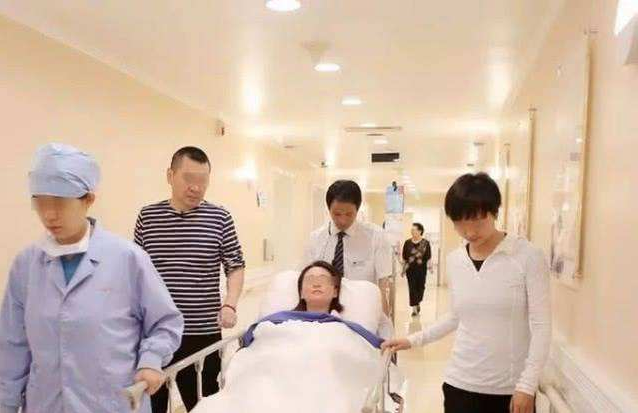 懷孕被撞到肚子怎么辦 懷孕被撞到肚子對寶寶有影響嗎 懷孕被撞到肚子怎么辦 懷孕被撞到肚子對寶寶有影響嗎