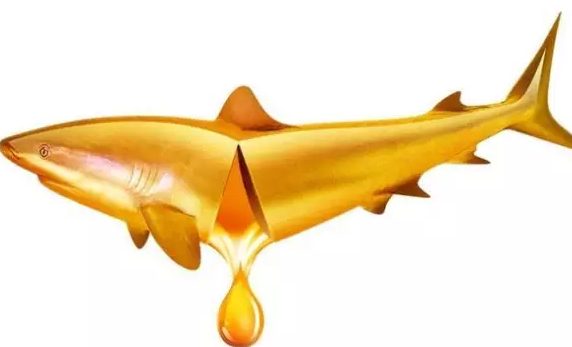 寶寶吃魚油還是魚肝油 魚油和魚肝油有什么不同 寶寶吃魚油還是魚肝油 魚油和魚肝油有什么不同