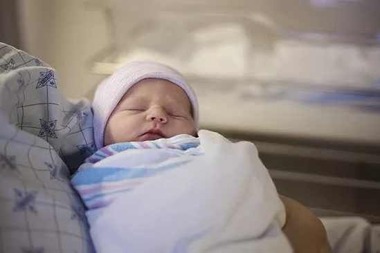 產(chǎn)后惡露什么顏色正常 產(chǎn)后惡露3個階段顏色 產(chǎn)后惡露什么顏色正常 產(chǎn)后惡露3個階段顏色