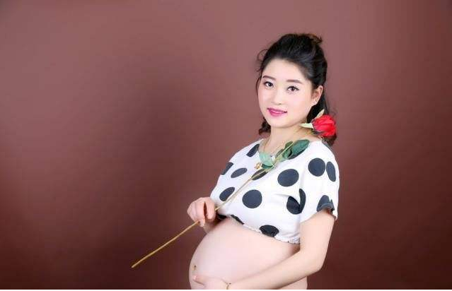 懷孕多久會顯懷 孕期顯懷有講究