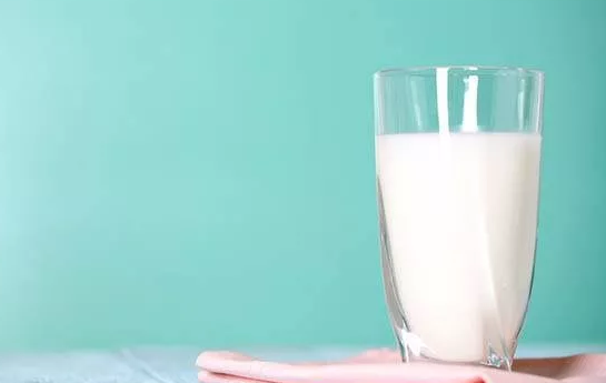 寶寶腸胃炎嘔吐怎么辦   腸胃炎嘔吐解決方法