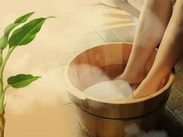 做試管嬰兒可以泡腳嗎 試管嬰兒移植后多久可以測出懷孕