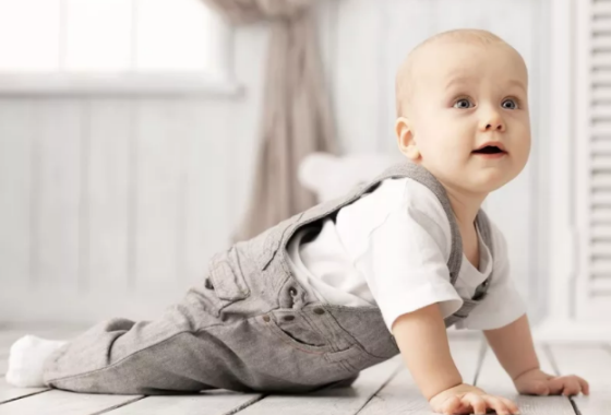 寶寶走路總是摔倒怎么辦 走路總摔倒解決辦法 寶寶走路總是摔倒怎么辦 走路總摔倒解決辦法