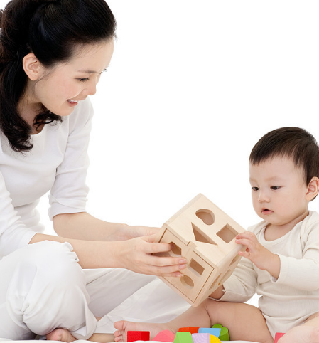 寶寶害羞認(rèn)生怎么辦 是什么原因 寶寶害羞認(rèn)生怎么辦 是什么原因