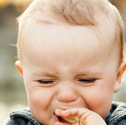 寶寶頭發稀黃怎么回事 頭發稀黃可能是缺鋅 寶寶頭發稀黃怎么回事 頭發稀黃可能是缺鋅