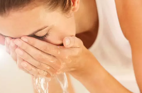 月子期間可以敷面膜嗎 坐月子敷面膜好嗎 月子期間可以敷面膜嗎 坐月子敷面膜好嗎