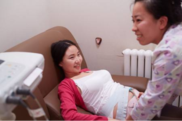 產檢內檢是怎么檢查的 產前內檢什么時候查